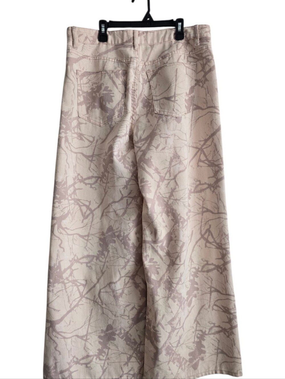 Cali 1850 Wide-Leg Printed Denim Jeans Neutral Abstract Tree Branch Camo Pattern - Picture 2 of 11